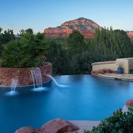 Palatial Paradise With Breathtaking Views Of Red Rock And Stunning Infinity Pool